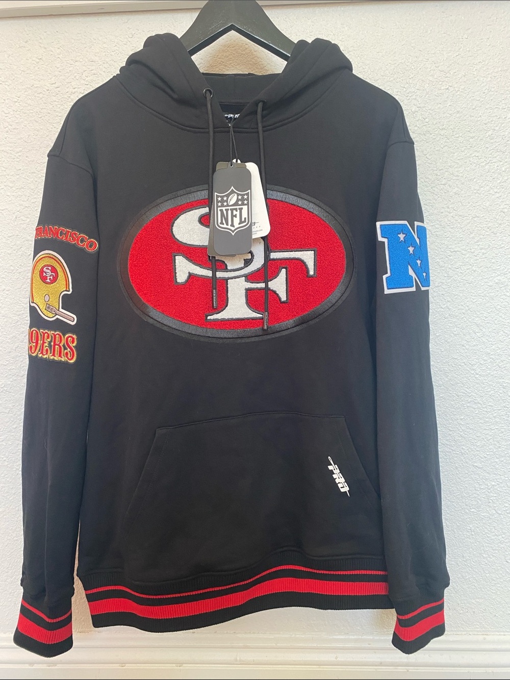 NWT LARGE PRO STANDARD SAN FRANCISCO 49ERS HOODIE